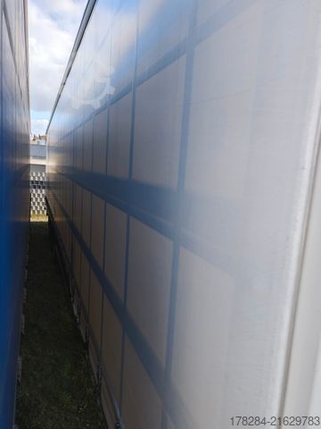 Open semitrailer with tarp KÖGEL MEGA Hubdach, Vario FIX, 1. Liftachse
