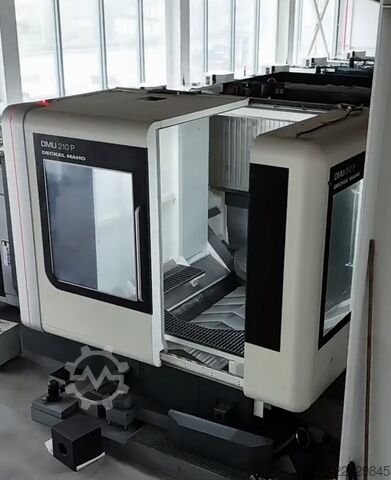 Universal-Bearbeitungszentrum DMG MORI DMU 210 P
