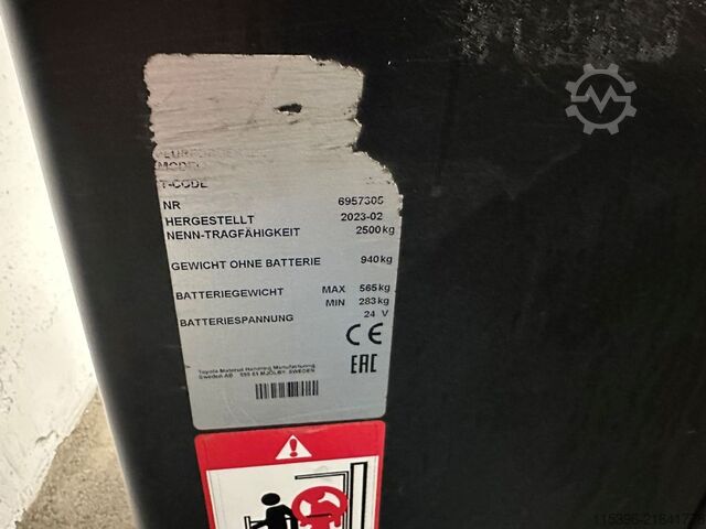 Niederhubkommissionierer Toyota OSE 250 - 2477 Stunden !!!!