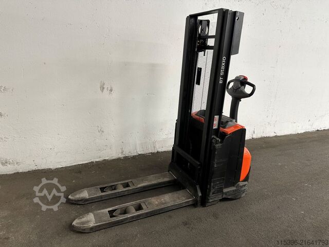 Hochhubwagen Toyota SWE 100