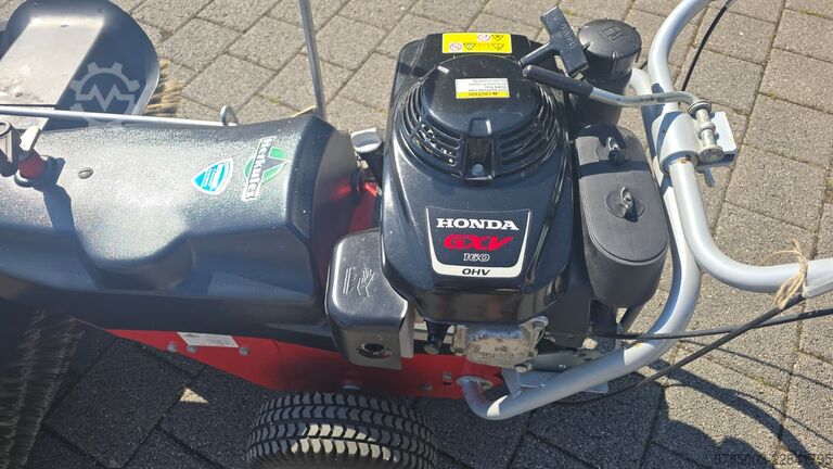 Sweeper 120 cm with snow blade Herkules KM 1200 H