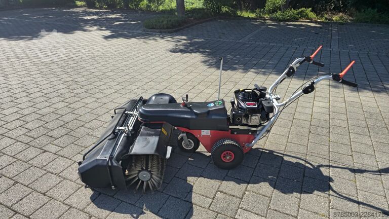 Sweeper 120 cm with snow blade Herkules KM 1200 H