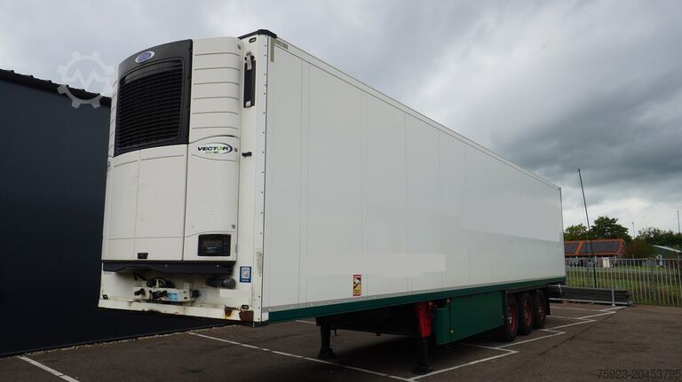 Kühl-/Tiefkühltransport Schmitz Cargobull 3 AXLE FRIGO TRAILER BI-TEMP