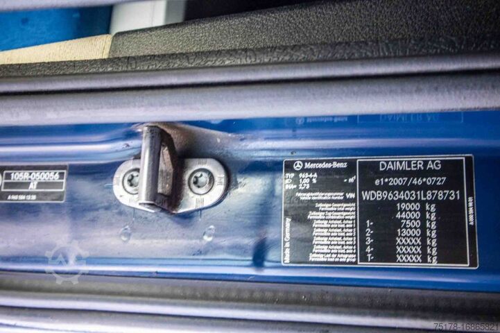 Standard tractor MERCEDES ACTROS 1848 LS+E6+HYDR.