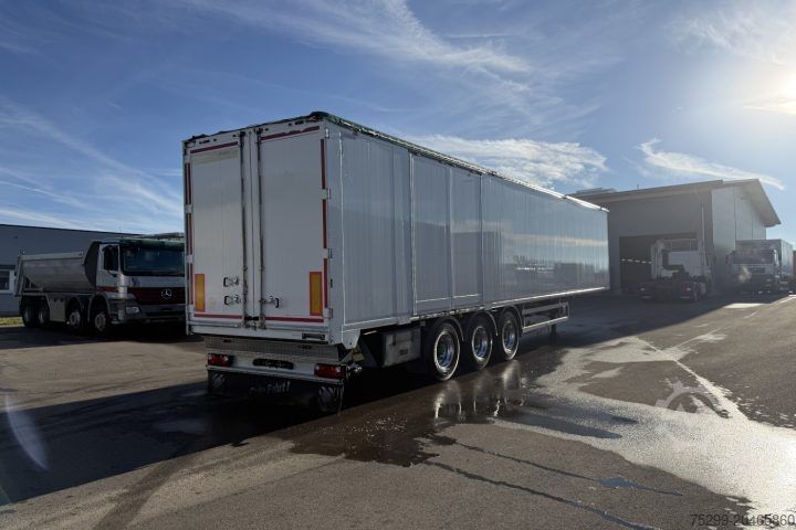 Auflieger CF 300 Schubboden / Swiss-Vehicle