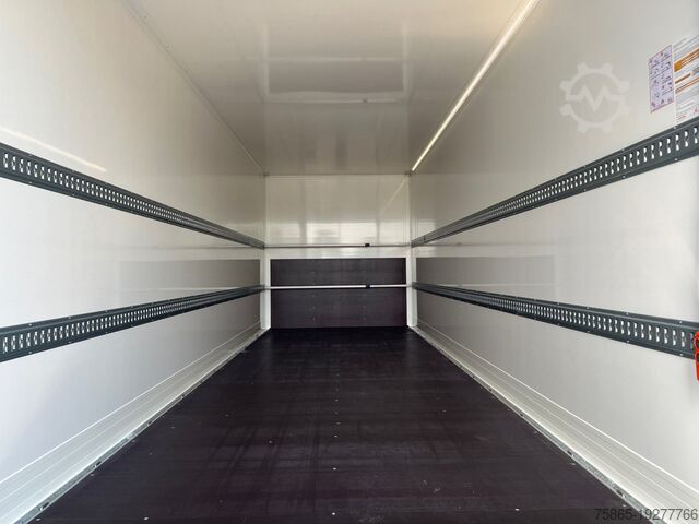 Box body DAF LF 230 FA 18 Ton Box met Laadklep / Te huur - B...