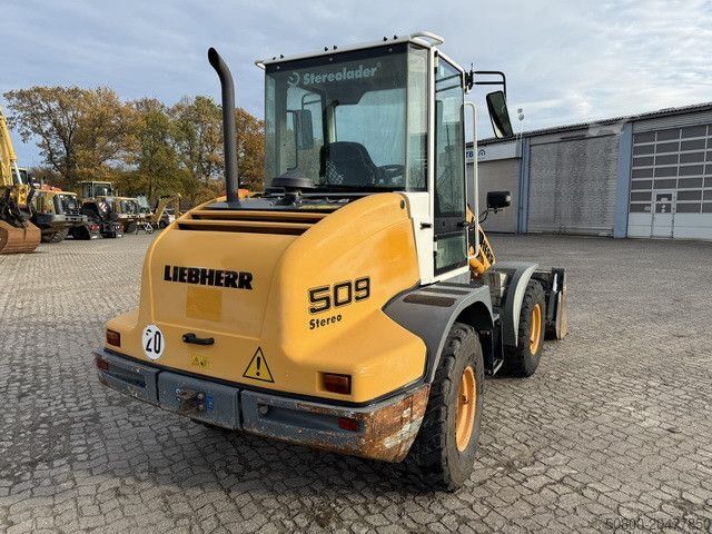 Radlader LIEBHERR L 509, 4+1 Schaufel, 3. Steuerkreis, Gabel