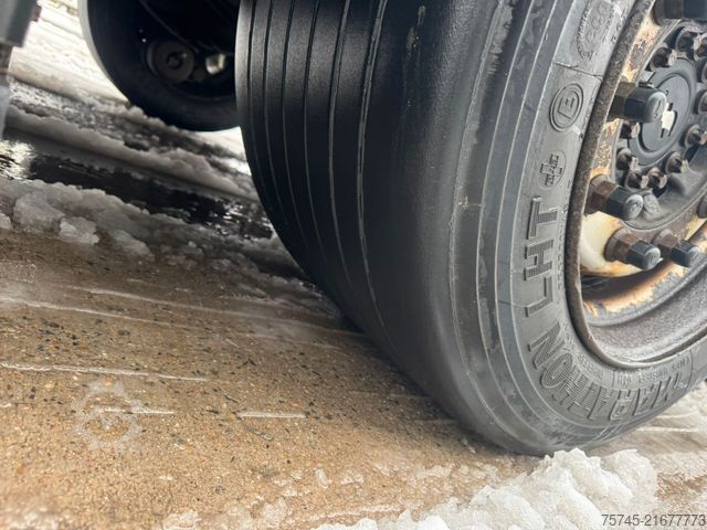 Open semitrailer with tarp SCHMITZ CARGOBULL SCB*S3T *  * LIFTACHSE * HUBDACH*ÜBERBREITE