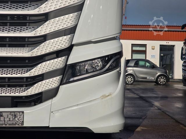 Standard tractor unit IVECO S-WAY 530 * ACC * VOLLLUFT * 2X TANK * KLIMAAUT