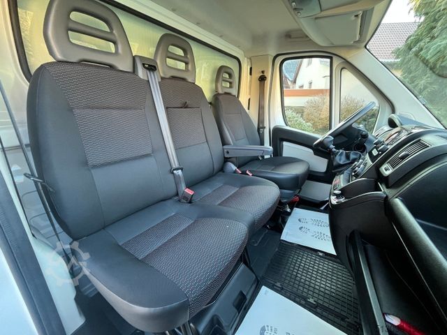 Transporter mit Koffer CITROEN JUMPER XXL KOFFER MIT PORTALTÜREN TEMPOMAT LED