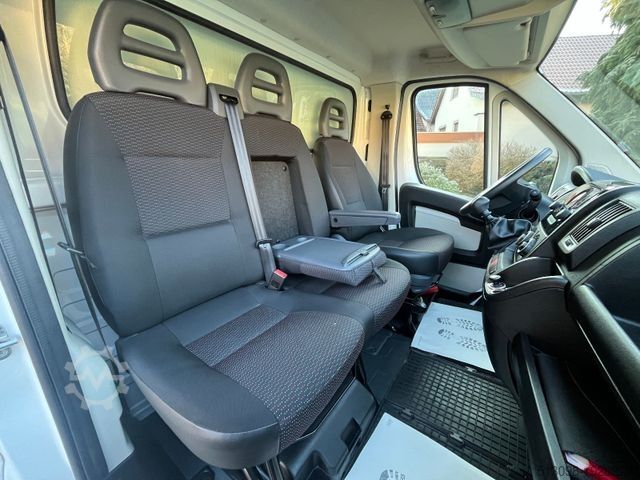 Transporter mit Koffer CITROEN JUMPER XXL KOFFER MIT PORTALTÜREN TEMPOMAT LED