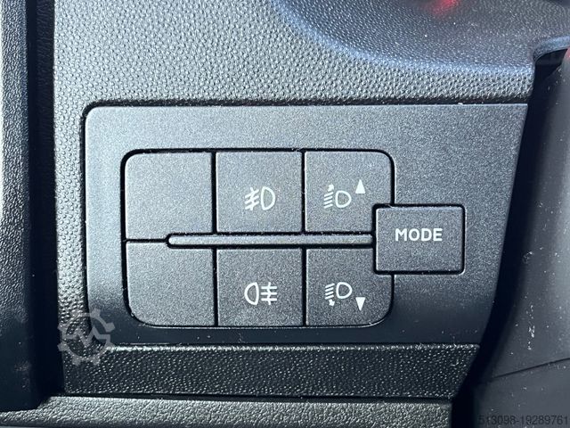 Transporter mit Koffer CITROEN JUMPER XXL KOFFER MIT PORTALTÜREN TEMPOMAT LED