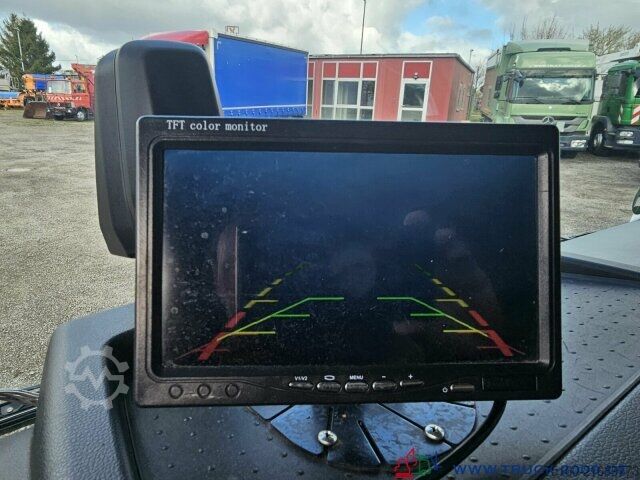 Transporter mit Koffer MAN TGL 8.180 Koffer 6050 mm LBW Palfinger 1000 Kg