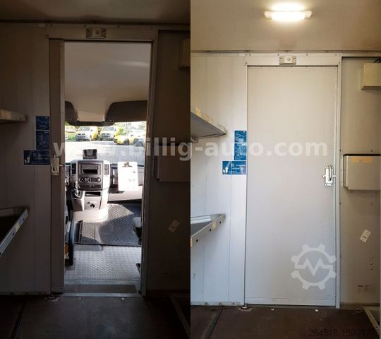 Transporter mit Koffer MERCEDES-BENZ Sprinter Koffer Foodtruck Camper Wohnmobil Kaste