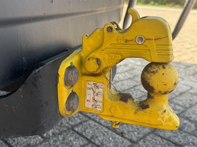 Lifting platform Renault Master Hoogwerker Klubb KL26