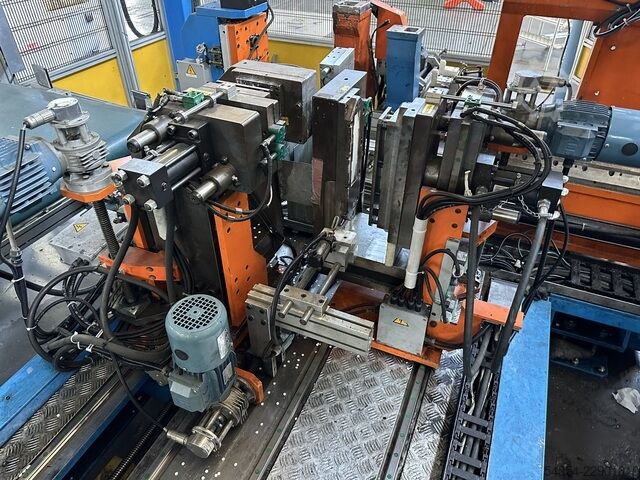 Punching Machine UNIMAC Inner Line