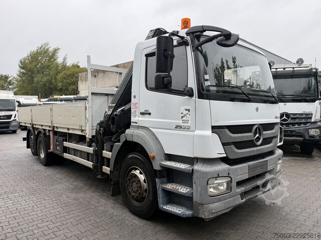 Flatbed truck Mercedes-Benz Axor 2533 6X2 Kran Hiab 144-2