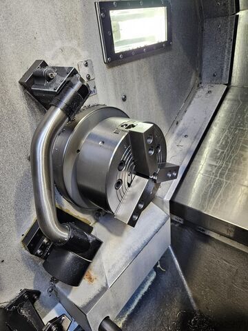 CNC lathe Okuma GENOS L300 EM With C axis