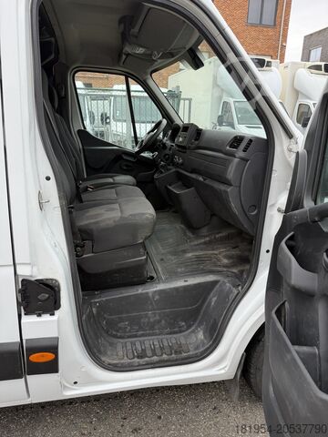 Kastenwagen mit Hochdach Renault master 2.3dci 145pk L4H2