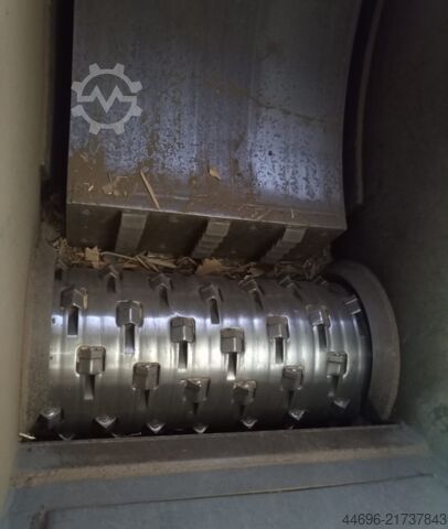 Wood shredder - pallet crushing line ROBUST P150 Twin - pallet crushing line