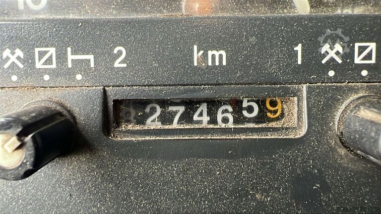 Standard tractor Scania 114 - 380 (FOR PARTS / ENGINE GEARBOX RUNNING /...