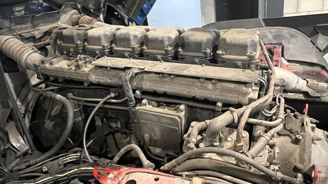 Standard tractor Scania 114 - 380 (FOR PARTS / ENGINE GEARBOX RUNNING /...