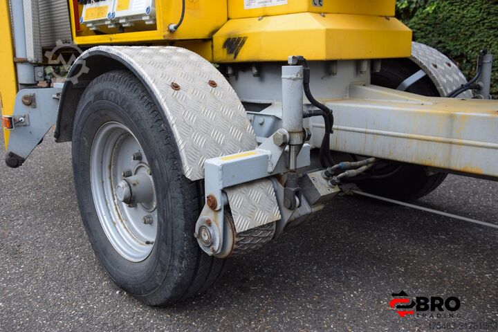 Trailer-mounted aerial work platform + Self-propelled Ommelift 1830 EBZX Aanhangerhoogwerker