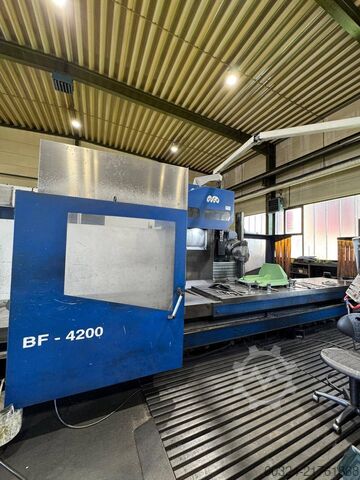 CNC - Bed Milling Machine MTE BF 4200