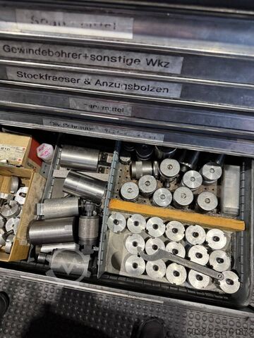 CNC - Bearbeitungszentrum HEDELIUS CB 70 - 3200