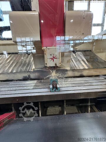 CNC - Bearbeitungszentrum HEDELIUS CB 70 - 3200