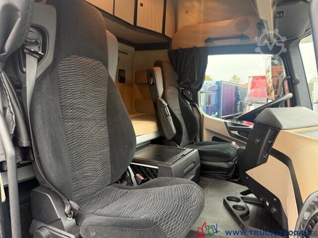 Flatbed truck Mercedes-Benz Actros 2643 StreamSpace Kran Palfinger PK20.501L