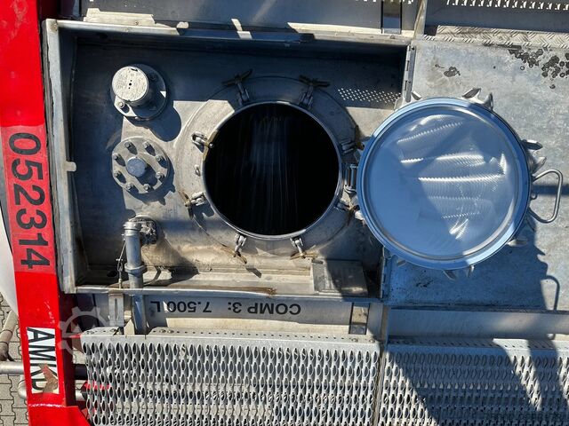 Tank container Van Hool 20FT SWAP BODY / 30.600L / 3 comp (7.500L + 15...