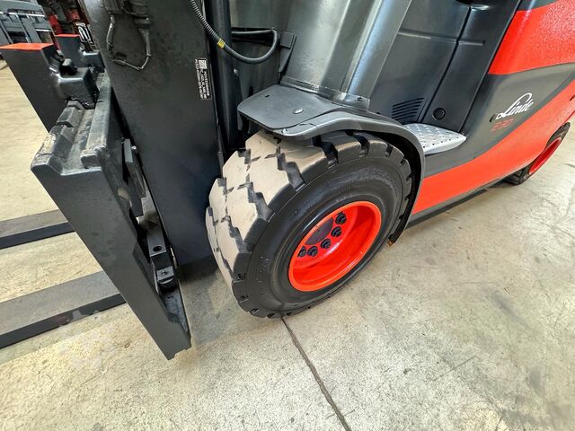 48/2022 Service + UVV 04/2027  10.778 St Linde E30HL
