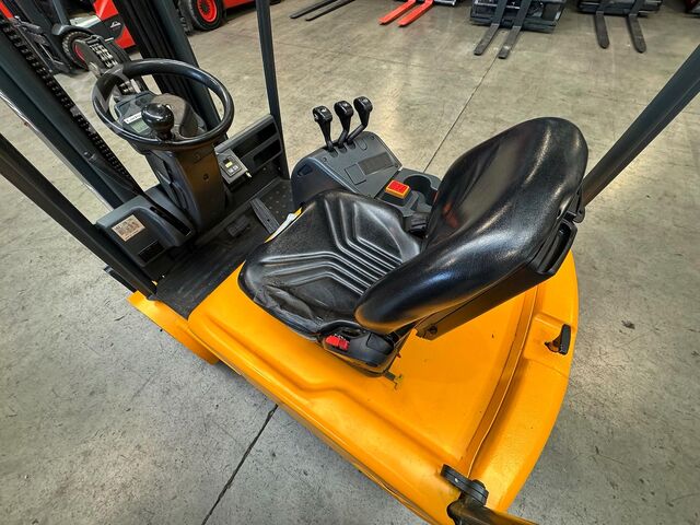 03/2024 serviced + UVV valid until 06/2027 Jungheinrich EFG115