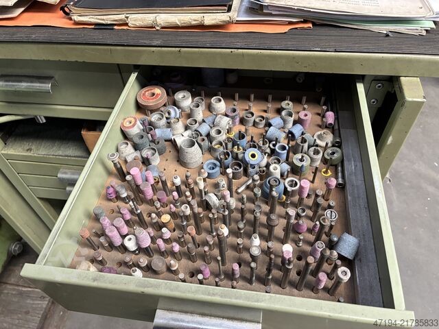 Jig grinding machine Hauser 3SM-DR