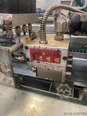 Tray and case erector Impak Imola