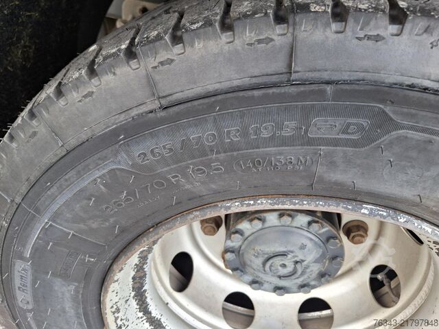 LKW mit Kofferaufbau IVECO ML 120E22/P - E6