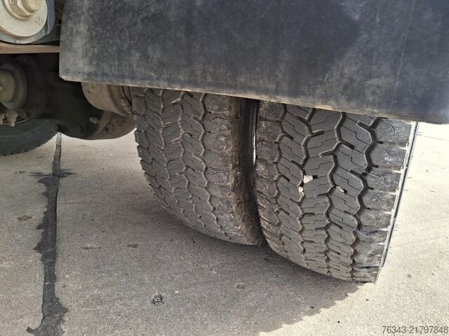 LKW mit Kofferaufbau IVECO ML 120E22/P - E6