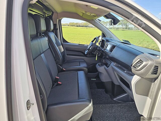 OPEL VIVARO 2.0 long, automatic transmission, air conditioning, navigation system, parking sensors,  OPEL VIVARO 2.0 lang, automaat, airco, navi, pdc, im...