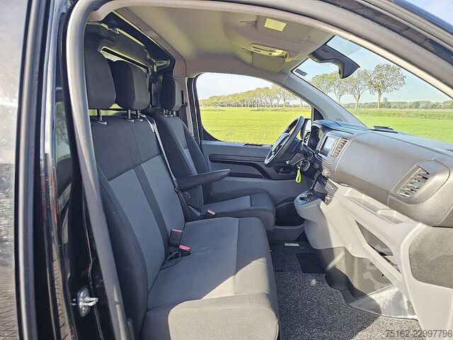 OPEL VIVARO 2.0 L2 Navigation Automatic NAP Alloy Wheels 145HP Euro 6 1st Owner 3-Seater Maintenance OPEL VIVARO 2.0 L2 Navi Automaat NAP Lm-Velgen 145Pk...