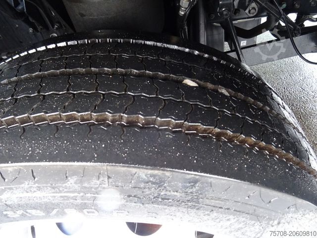 LKW mit Getränkeaufbau MAN 26.320 TGM*7,3m Schwenkwand*2,5to LBW*NLA*Kamera