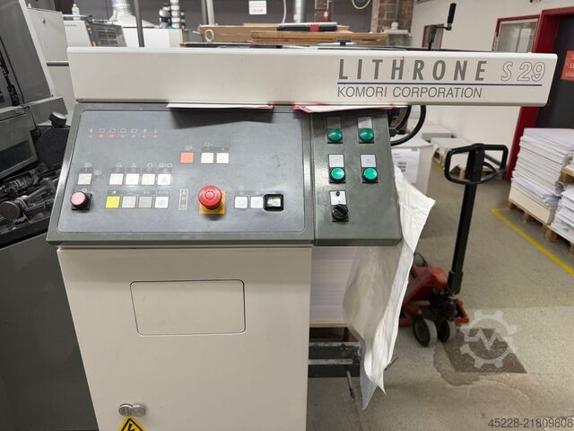 Sheetfedoffset Komori Lithrone LS 529+C (H)