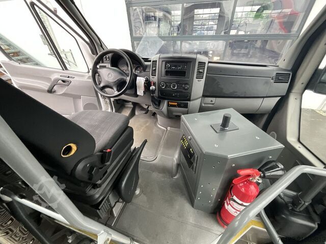Passenger transport Mercedes-Benz Sprinter City 35