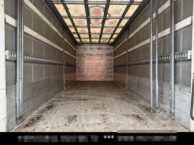 Flatbed truck with tarp MAN TGM 12.250 Pritsche Plane LBW Schlafkabine Autom