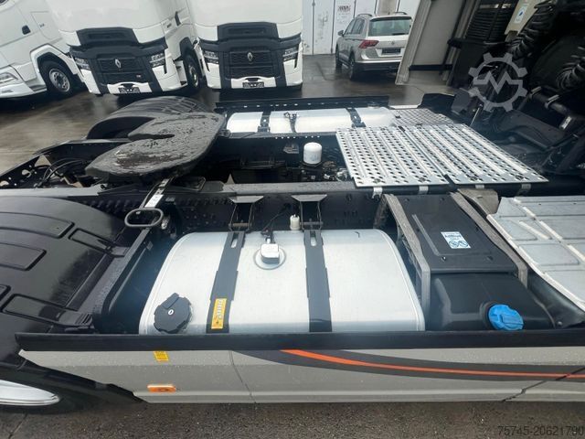 Standard tractor unit VOLVO FH500 * TOP * ACC * RETARDER * VOLLLUFT *2X TANK