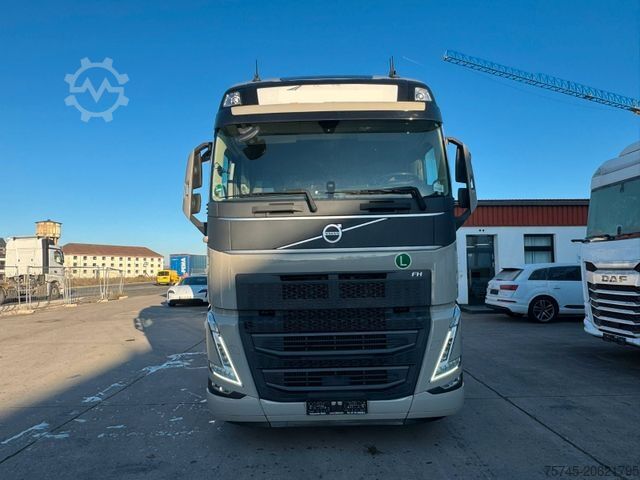 Standard tractor unit VOLVO FH 500*GLOBETROTTER*RETARDER*I SAVE*STANDKLIMA*