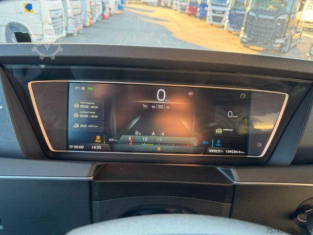 Standard tractor unit VOLVO FH 500*GLOBETROTTER*RETARDER*I SAVE*STANDKLIMA*