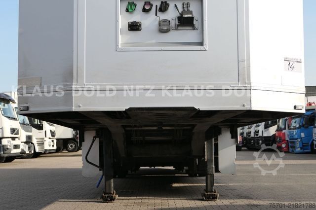 Autotransporter Auflieger  Moetefindt geschloss. Autotransporter