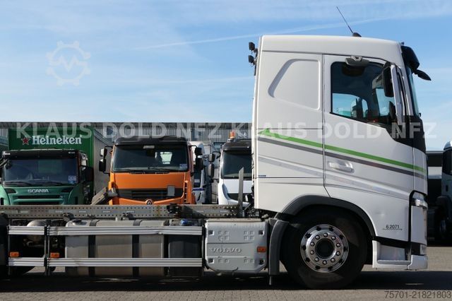 Swap body truck VOLVO FH 500 BDF Retarder Lift-/Lenkachse LBW Euro 6