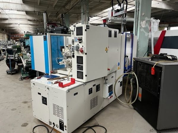Injection molding machine KraussMaffei KM 35-55 CX